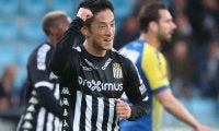 森岡、浅野が共に先発の日本人対決はレザエイの芸術FKでシャルルロワに軍配！《EL予選》
