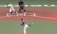 「球史に残りそう」な珍プレー　ハム有原の絶妙“足技”→樋口の超速送球に仰天