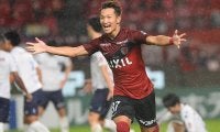 鹿島が0-2から後半3発！ 横浜FCに逆転勝ちで連敗ストップ《J1》