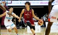 川崎ブレイブサンダースが広島ドラゴンフライズを圧倒、35点差で4連勝を飾る