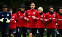 吉田麻也こそ、新時代の理想のキャプテン？　冨安・菅原ら若手に“答えを与えない”方法論