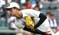 ヒジ痛の長期苦渋の日々も、大器がプロに挑む  井上広輝（日大三高）【時は来た！ドラフト指名を待つ男たち 高校生編】