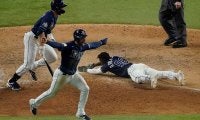 【MLB WS】「今でも理解できない」　ファンブル＆転倒＆後逸…ミス連発サヨナラ劇にファン衝撃