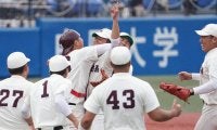 【大学野球】早大、9回2死から逆転V！　エース早川が奇跡呼ぶ連投0封で涙、10季ぶり46度目の戴冠