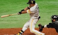 鷹、驚異のPS12連勝で4年連続日本S進出！　中村晃の2打席連発2ランでロッテに逆転勝ち