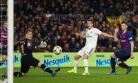 レアルがクラシコで見せた見事な崩しから、生え抜きFWバスケスが押し込む【チーム・ゴールズ】