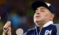  マラドーナ氏急逝、選手ら追悼 