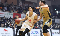 アルバルク東京、今季最小失点で琉球ゴールデンキングスを撃破