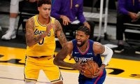 【NBA】珍プレーで口あんぐり　まさかの“審判へ高速パス”に米爆笑「どフリーだったもんね」