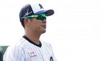 ロッテ井口監督、キャプテン就任の中村奨に期待「リーグ優勝を掴み取るために」
