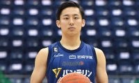 インカレ制覇から2度目のBリーグ挑戦へ、ビーコルに加わった河村勇輝（前編）「高校生に負けていられない」
