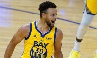 【NBA】「彼は人間じゃない」　62得点カリー、大爆発締めた3ポイントに米反響「これ大好き」