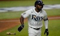 【MLB】馬との“かけっこ”で勝っちゃった…　レ軍外野手の超絶スピードにファン「人間離れ」
