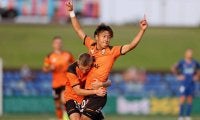 FW檀崎竜孔が移籍後初ゴール、FW工藤壮人が新天地デビューのブリスベン・ロアーが勝利《Aリーグ》