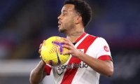 アーセナル、ティアニーのバックアッパー探しへ 本命はセインツのバートランドか