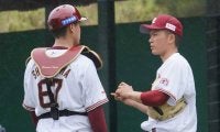 楽天石井監督はあえて「壁に当たってほしい」　ドラ1早川の初ブルペンに“注文”