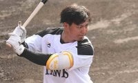 鷹19年ドラ1、“キャンプ1号弾”でアピール　小久保ヘッドの助言効いた？