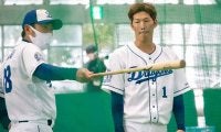 中日・京田は「上手いから端折っちゃう」　“名手”荒木コーチと築くGG賞の土台