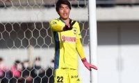 新潟GK小島亨介が手術で全治4カ月…「必ず復帰し、チームに貢献」
