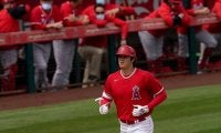 【MLB】大谷翔平、2打席連続“逆方向弾”に米記者驚愕「バカみたいなパワー」「ゾーンに入った」