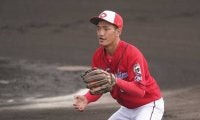 “カメラも追いつかないファインプレー”　広島ドラ6ルーキーの守備が「やばすぎぃぃ!!」