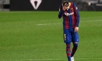 ピケ、クラシコ欠場の危機...膝の回復が長引く