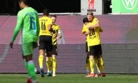 ハーランドのドッペルパックで10人のドルトムントがヴォルフスブルクとの上位対決を制しCL出場権争いが劇化《ブンデスリーガ》