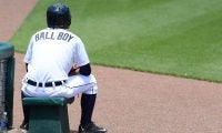 【MLB】痛烈ライナーに襲われフェンスから落下…　ボールボーイへの“悲劇”が「最大の恐怖」