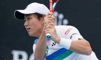 西岡良仁、安定感で勝ってクエバスにストレート勝利。予選決勝進出を決める[マドリード・オープン]