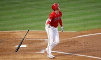 【MLB】大谷翔平、登板翌日の130m10号弾に米記者仰天「昨日の先発投手が…」「54本ペース」