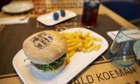 バルサファンが夢見るレストラン「バルサカフェ」がついにオープン