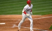 【MLB】大谷翔平が豪快13号3ラン！　高めボール球もお構いなし、米記者は衝撃「ボンズのよう」