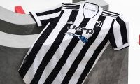 ユベントスが来季のホームユニフォームを発表！本拠地移転10周年を祝うデザインに
