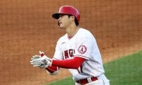 【MLB】大谷翔平、意表突く快足セーフティーに米記者絶賛「何でもできる」「めちゃくちゃ速い」