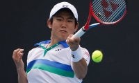 西岡良仁、世界14位モンフィスに2時間18分のフルセットで下し、ベスト8進出 [オープン・パルクARA]