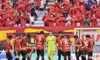 【J1分析】遠のく首位川崎の背中…　見えなかった名古屋の「奪いどころ」