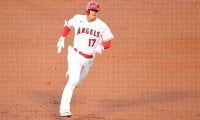 「全力疾走しているようには…」　大谷翔平、“飛ぶように走る”姿にMLB公式も注目