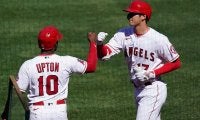 【MLB】大谷翔平、代打同点犠飛で最大4点差逆転劇に貢献　8回から右翼を守る
