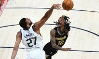 グリズリーズが西首位に先勝…シクサーズ、サンズ、ホークスも白星／NBAプレーオフ