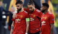 ユナイテッドでの初タイトルを逃したB・フェルナンデスが悔し涙…ピッチで感情抑えきれず