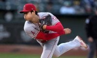 【MLB】大谷翔平、顔面付近の150kmで一触即発！　敵打者激怒で米記者速報「ベンチ総出だ」