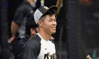 阪神ドラ1佐藤輝に“強力援軍”　ももクロ・高城れにさんがネームタオル掲げ猛烈応援