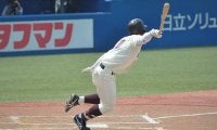 見せつけた４年生の執念！投打奮闘し宿敵撃破／慶大２回戦