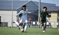 [男子サッカー]先制点挙げるも追いつかれ、関学大と勝ち点１を分け合う結果に