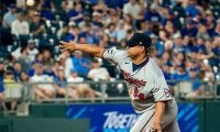 【MLB】キャッチボールしてる？　打者も同情…66キロ“無気力投球”に「笑いすぎてむせた」