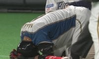 日ハムにアクシデント続出、中田が負傷交代　初回には五十幡が打席に立たず交代