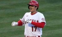 大谷翔平の17号143m弾　MLB公式の“笑撃速報”に納得の声「写真は的を射てる」「草すぎ」