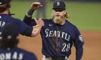 【MLB】本塁打キャッチ→併殺完成が「すごいの一言」　野手の執念が生んだ「素晴らしい守備」