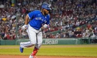 【MLB】大谷翔平に2本差　ゲレーロJr.グリーンモンスター越え看板直撃19号に騒然「この音よ」