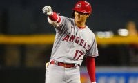 【MLB】大谷翔平の「光り輝いた1日だった」　自打球に悶絶も5回2失点＆マルチに指揮官称賛